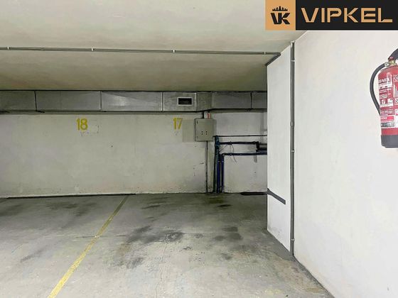 Foto 2 de Garaje en venta en Centro - Ferrol de 14 m²