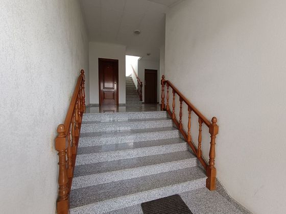 Foto 2 de Piso en venta en calle De Cesullas de 2 habitaciones con terraza y ascensor