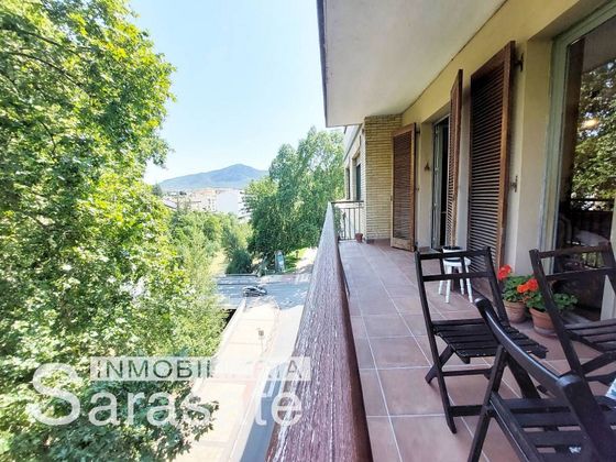 Foto 1 de Piso en venta en Estella/Lizarra de 3 habitaciones con terraza y balcón