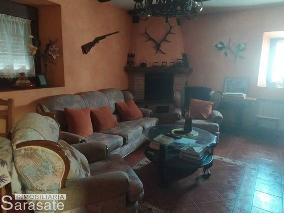 Foto 2 de Casa adossada en venda a Armañanzas de 3 habitacions amb terrassa i calefacció