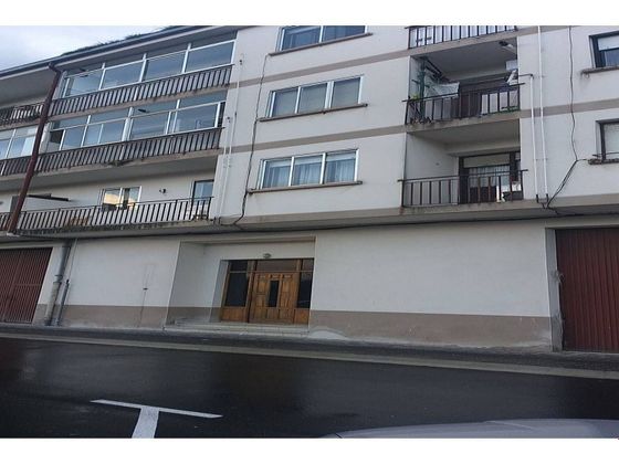Foto 1 de Pis en venda a Urdiain de 3 habitacions amb garatge i balcó