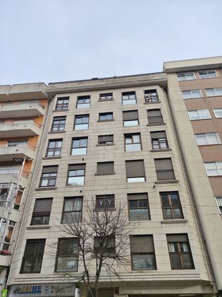 Foto 1 de Venta de piso en avenida De Castrelos de 2 habitaciones con garaje y calefacción