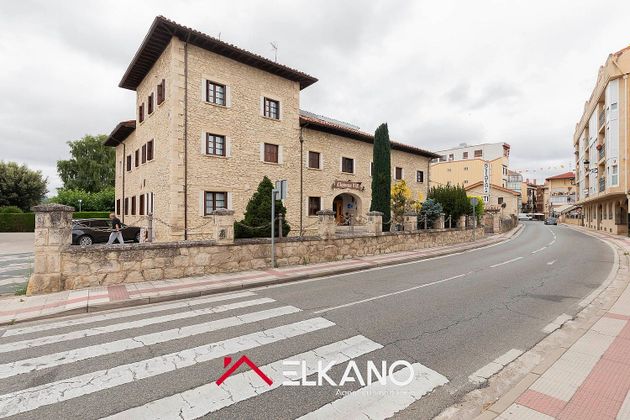 Foto 1 de Xalet en venda a Villarcayo de Merindad de Castilla la Vieja de 24 habitacions amb terrassa i garatge