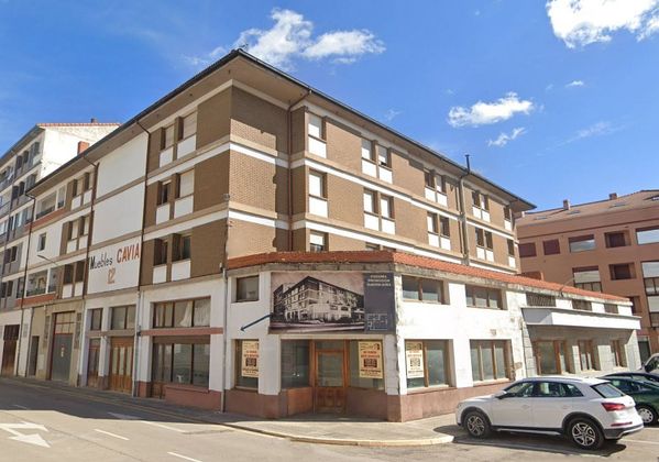 Foto 1 de Pis en venda a calle Principe Asturias amb terrassa i ascensor