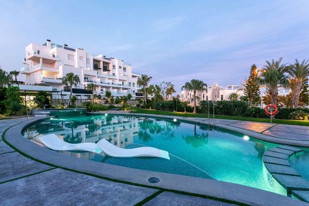 Foto 1 de Venta de piso en Campos de Golf - Villa Martin - Los Dolses de 3 habitaciones con terraza y piscina