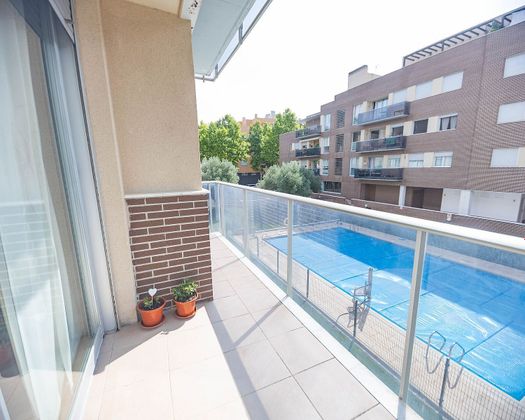 Foto 1 de Piso en venta en Yebes - Valdeluz de 3 habitaciones con terraza y piscina