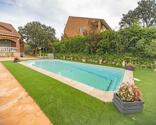 Foto 1 de Xalet en venda a Valdeaveruelo de 4 habitacions amb terrassa i piscina