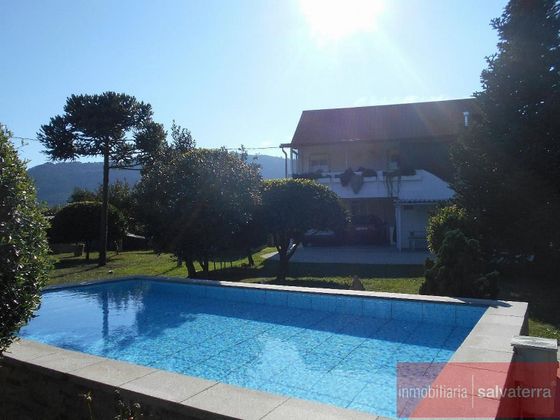 Foto 2 de Chalet en venta en Porriño (O) de 3 habitaciones con terraza y piscina