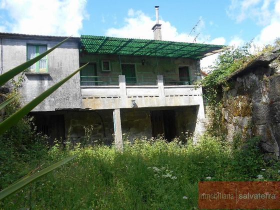 Foto 2 de Xalet en venda a Salvaterra de Miño de 3 habitacions amb terrassa i jardí