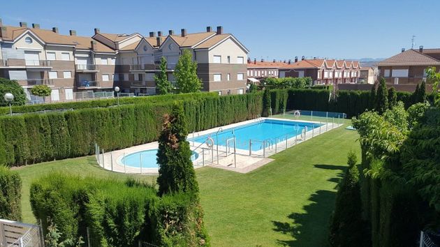 Foto 2 de Estudi en venda a Alesanco amb terrassa i piscina