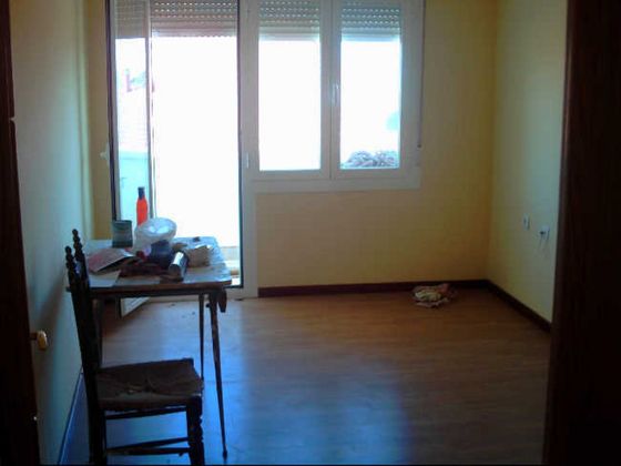 Foto 2 de Pis en venda a Uruñuela de 3 habitacions amb terrassa