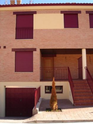 Foto 2 de Casa en venda a Canillas de Río Tuerto de 3 habitacions amb piscina i garatge