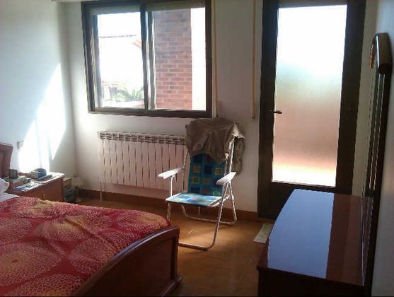 Foto 2 de Chalet en venta en Uruñuela de 3 habitaciones con terraza y muebles