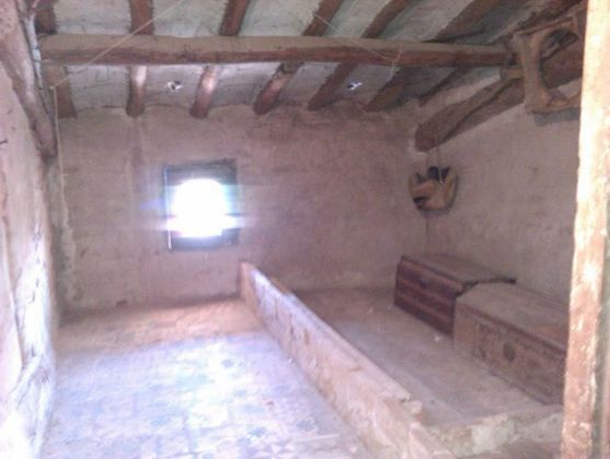 Foto 2 de Casa rural en venta en Arenzana de Abajo de 4 habitaciones y 200 m²