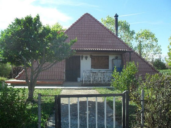 Foto 1 de Casa rural en venda a Lardero de 2 habitacions amb piscina i jardí
