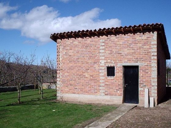 Foto 1 de Casa rural en venda a Castroviejo de 1 habitació i 100 m²