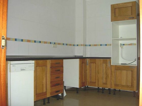 Foto 2 de Venta de casa adosada en Fonzaleche de 3 habitaciones con calefacción