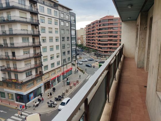 Foto 1 de Venta de piso en Centro - Logroño de 6 habitaciones con terraza y balcón