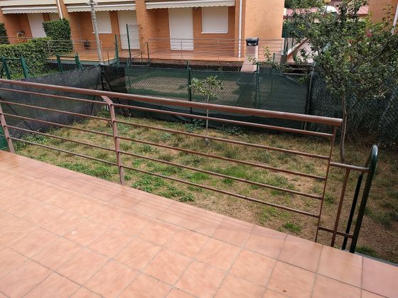 Foto 1 de Casa en venda a Alesanco de 3 habitacions amb terrassa i piscina