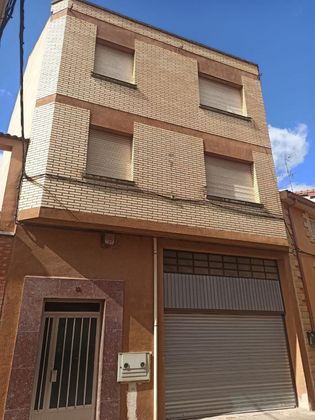 Foto 1 de Casa en venda a Uruñuela de 4 habitacions amb terrassa i balcó