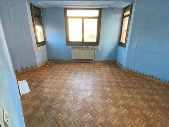 Foto 2 de Venta de piso en calle Italia de 3 habitaciones con calefacción