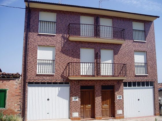Foto 1 de Casa en venda a Villar de Torre de 4 habitacions amb terrassa i garatge