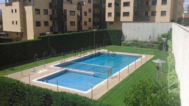Foto 1 de Pis en venda a Villamediana de Iregua de 2 habitacions amb terrassa i piscina