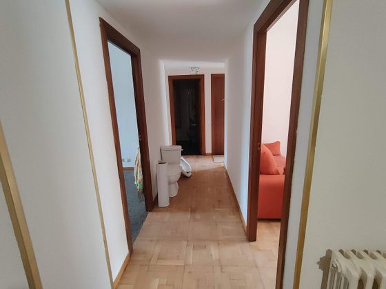 Foto 2 de Piso en venta en Fuenmayor de 4 habitaciones con terraza y calefacción