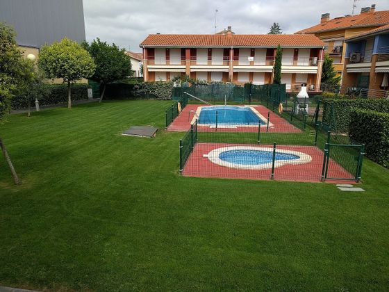 Foto 1 de Pis en venda a Alesanco de 2 habitacions amb terrassa i piscina