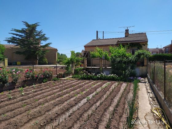 Foto 1 de Xalet en venda a Uruñuela de 1 habitació amb terrassa i jardí
