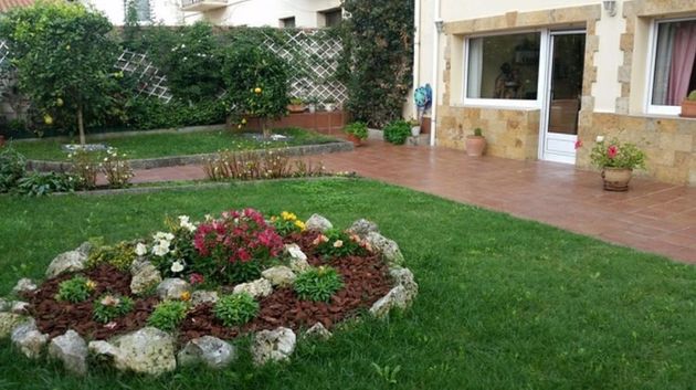 Foto 2 de Xalet en venda a Peñacastillo - Nueva Montaña de 5 habitacions amb terrassa i jardí