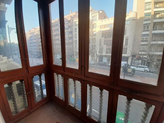 Foto 2 de Venta de piso en Residencia de 4 habitaciones con balcón y calefacción