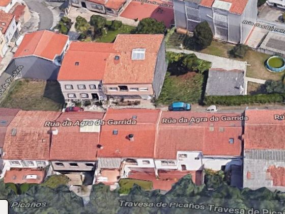 Foto 1 de Casa en venda a Castiñeiriño - Cruceiro de Sar de 3 habitacions amb garatge