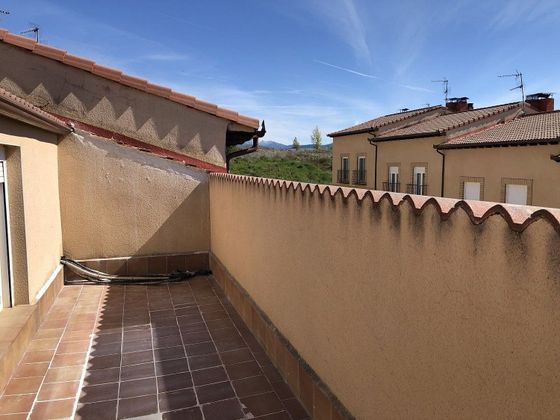 Foto 2 de Casa en venda a Vía Romana de 4 habitacions amb terrassa i garatge