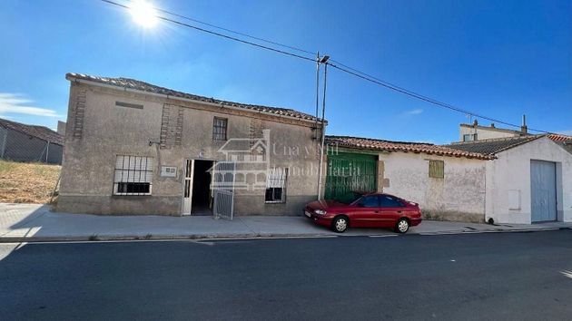 Foto 2 de Xalet en venda a Castellanos de Villiquera de 3 habitacions amb garatge