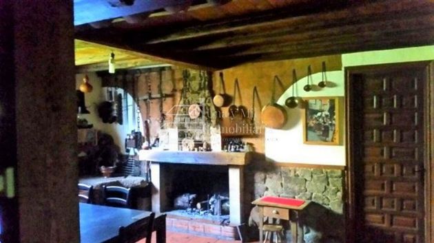 Foto 2 de Xalet en venda a Villamayor de 7 habitacions amb garatge i jardí
