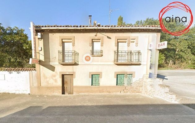 Foto 2 de Xalet en venda a calle Maquírriain de 4 habitacions amb terrassa i garatge