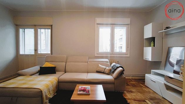 Foto 2 de Pis en venda a calle Fueros de Navarra de 2 habitacions amb balcó i calefacció