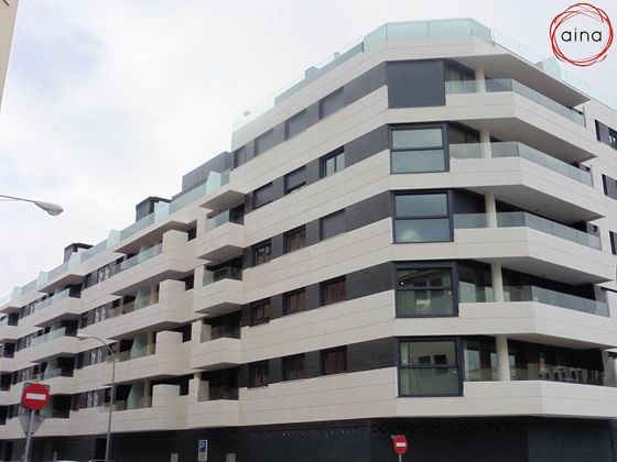 Foto 1 de Alquiler de piso en calle De Olite de 3 habitaciones con terraza y garaje