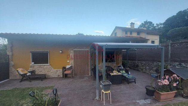 Foto 1 de Venta de chalet en Gondomar de 2 habitaciones con garaje y jardín