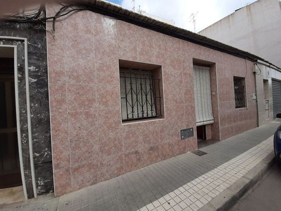 Foto 1 de Venta de casa en Carrús Est - Camí dels Magros de 2 habitaciones con terraza
