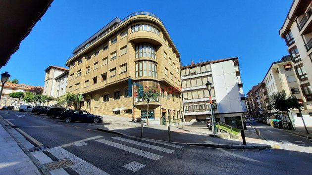 Foto 2 de Pis en venda a Gernika-Lumo de 3 habitacions amb terrassa i garatge