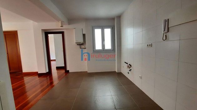 Foto 2 de Venta de piso en Gernika-Lumo de 1 habitación con calefacción