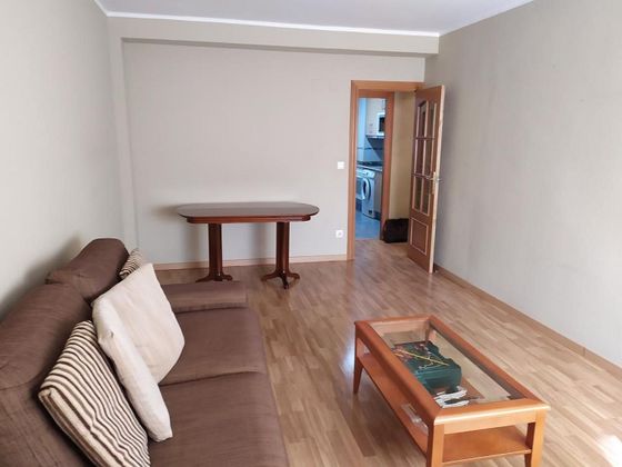 Foto 2 de Pis en venda a calle Terrazas de Cuéllar de 3 habitacions amb garatge i balcó