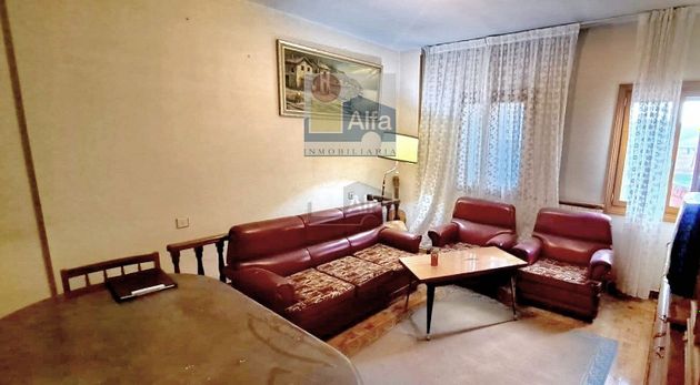 Foto 1 de Dúplex en venda a Vía Romana de 3 habitacions amb terrassa i calefacció