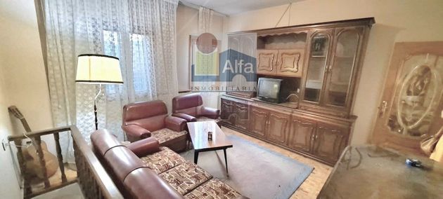 Foto 2 de Dúplex en venda a Vía Romana de 3 habitacions amb terrassa i calefacció