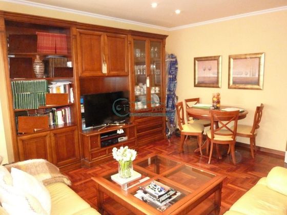 Foto 2 de Pis en venda a Salgueira - O Castaño de 3 habitacions amb garatge i calefacció