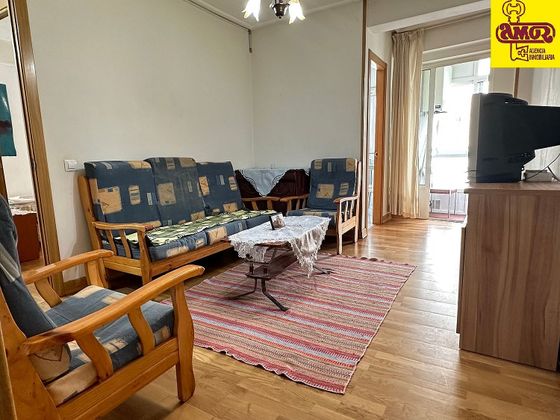 Foto 1 de Piso en venta en Ensanche - Sar de 3 habitaciones con balcón y calefacción