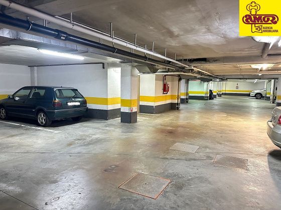 Foto 2 de Garaje en venta en Castiñeiriño - Cruceiro de Sar de 10 m²