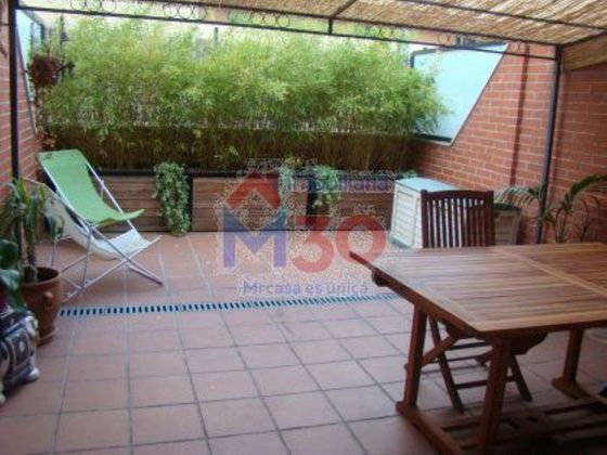 Foto 2 de Casa en venda a Miranda de Ebro de 4 habitacions amb terrassa i garatge